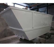 Grenaillage et 1 couche peinture liquide sur bennes