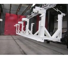 Grenaillage et 1 couche peinture liquide primaire antirouille sur chassis