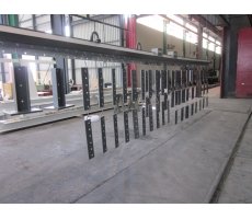 1 couche primaire et 1 couche finition polyuréthane sur pièces galva